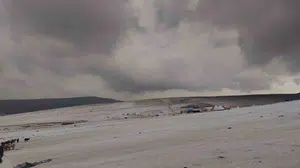 Erzincan yaylalarında dolu yağışı zorlu koşullar oluşturdu