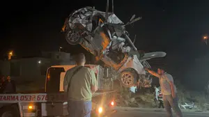 Gaziantep’te 7 kişinin hayatını kaybettiği kazada araçlar yoldan kaldırıldı