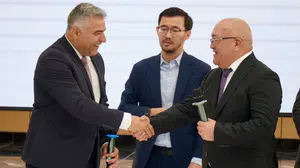 Manisa belediyesinden Kazakistan’a iş birliği ziyareti