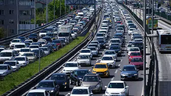 Trafikte hareketlilik artıyor... Kasımda 183 bin yeni araç kaydı yapıldı!