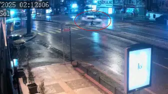 Edirne’de promilli drift... Demir bariyerleri aştı, karşı şeride uçtu!