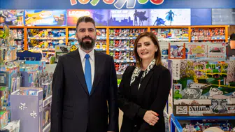 Dünyaca ünlü oyuncak devi Toys“R”Us artık Türkiye’de! Açılışta neler oldu?