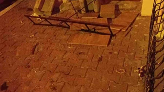 Esenyurt’ta 'kiranı ver' kavgası kamerada! Kapı kırıldı, tehditler havada uçuştu...