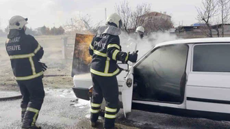 Dumanı çıktı, ateş püskürttü... Aksaray’da sabah trafiğine alevli giriş!