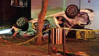 Kontrol kaybı faciaya dönüştü: Diyarbakır’da araç takla attı!