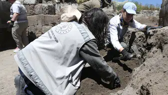 Ani Ören Yeri'nde 100 kişilik ekiple 5 noktada kazı çalışması yapılıyor