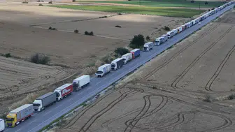 Hamzabeyli Sınır Kapısı'nda 23 kilometrelik tır kuyruğu