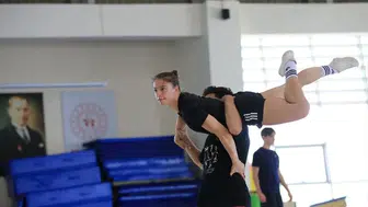 'Görevimiz Tehlike' temasıyla zirveye! Ayşe Begüm Onbaşı ünvanını geri istiyor