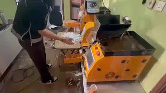 Pendik'te baskın yapılan adresten yüz binlerce makaron çıktı