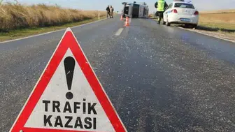 Siverek’te cadde savaş alanına döndü: 4 araç birbirine girdi!