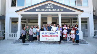 Düzce Belediyesi’nden örnek çalışma: Sahadaki projeler kadınlara anlatıldı