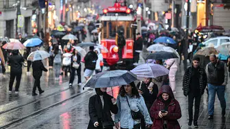 Kavurucu sıcaklar bitiyor: İstanbul'a sağanak ve poyraz geliyor