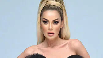Petek Dinçöz kimdir? Kaç yaşında, boyu kaç, nereli, nerede yaşıyor, evli mi, eşi kim, çocuğu var mı?