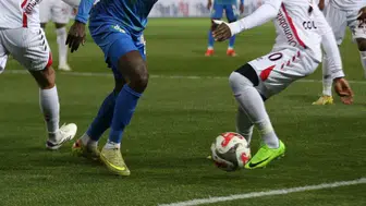 Rize'de Karadeniz derbisi heyecanı: Çaykur Rizespor sahasında Samsunspor'u ağırlıyor