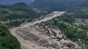 Nepal'de sel felaketi: Binalar çöktü, yüzlerce kişi kayıp!