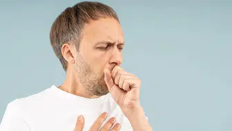 Kuru öksürük neden olur, nasıl geçer, hangi şurup iyi gelir, ne zaman doktora gidilmeli? İşte dikkat edilmesi gerekenler