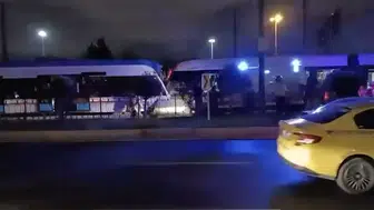 T1 hattında sıcak saatler: Topkapı-Pazartekke arasında tramvaylar çarpıştı, yaralılar var