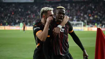 Victor Osimhen ve Barış Alper Yılmaz için astronomik teklif: Galatasaray kararını verdi