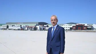 Türkiye gökyüzünde sınırları aştı: Havalimanlarında tarihi kapasite rekoru