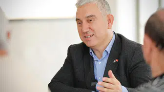 Bergama Belediye Başkanı Tanju Çelik kimdir? Kaç yaşında, nereli, mesleği ne ve hangi partiden başkan seçildi?