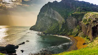 Jeju Adası nerede, nasıl gidilir, hangi ülkeye bağlı, nüfusu ne kadar, geçim kaynakları neler, neden gündemde?