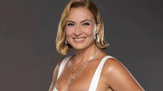 Ceyda Düvenci kimdir? Nereli, kaç yaşında, ne iş yapıyor, evli mi, eşi kim, çocuğu var mı, kaç çocuğu var, nerede yaşıyor?