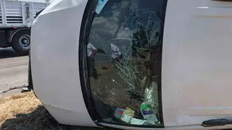 Pazarcık'ta trafik kazası: Araçta sıkışan yaralıları itfaiye kurtardı