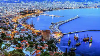 Turizmin başkenti Antalya'da 10 milyon turist barajı geçildi