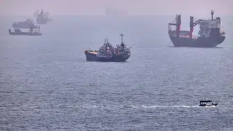 Hürmüz Boğazı'nda petrol sızıntısı alarmı: Deniz trafiği durma noktasına geldi
