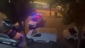 Avcılar'da silahlar konuştu! Otomobili kurşunların hedefi oldu