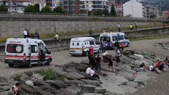 Rize’de denizde kaybolan Arif Kerem Ö. için arama sürüyor