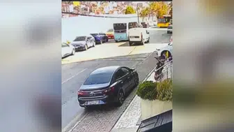 Sıkıştığı araçtan çıkarılan mahalle bekçisi hastaneye kaldırıldı