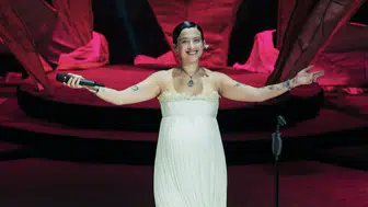 Melike Şahin hamilelik öncesi son konserini Harbiye’de verdi