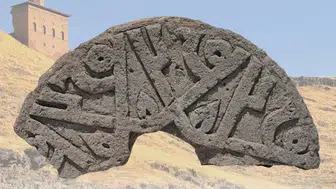 Ani Ören Yeri'nde 'Hz. Muhammed' isminin yer aldığı Selçuklu taşı bulundu