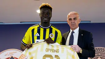 Kadıköy atmosferine hayran kalmıştı: Oppong resmen Fenerbahçe'de
