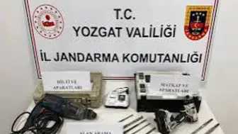 Yozgat'ta kaçak kazı yapan 4 şüpheli suçüstü yakalandı