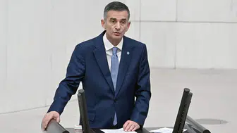 AK Parti'ye geçeceği iddia ediliyordu: Ümit Dikbayır sessizliğini bozdu
