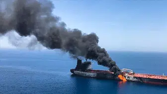 Kızıldeniz'de sıcak saatler: Suudi Arabistan açıklarında tanker gemisine füze füze saldırısı