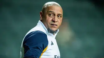 'Eşimi namaz kılarken görmek harika' diyen Roberto Carlos iddialara açıklık getirdi