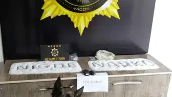 Niğde'de mide ve bağırsaklarında uyuşturucu taşıyan 2 kişi tutuklandı