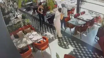 Zeytinburnu'nda restoran dehşeti: 2 yaralı