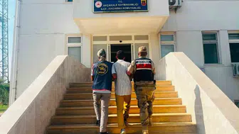 Şanlıurfa'da aranan 'hırsızlık' hükümlüsü Akçakale'de yakalandı: 6 yıl 1 ay hapsi vardı