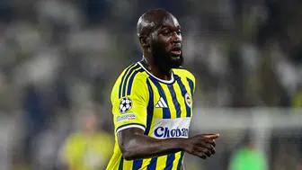 Fenerbahçe’nin yeni golcüsü Lukaku siftah yaptı! Lyon karşısında sahne aldı