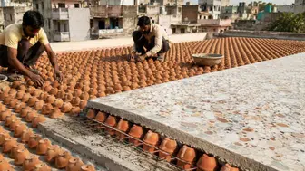 Klimayı unutturan buluş: 7 Bin kil bardakla evini buz gibi yaptı!