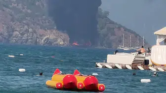 Fethiye'de yolcu dolu tekne alev aldı: 115 kişi denize atladı