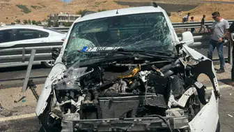 Cizre’de korkutan kaza: 1 yaşındaki bebek ve 5 yaşındaki çocuk yaralılar arasında