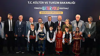 Erzurum’da Festival Rüzgarı Esti! 174 Etkinlik ve Ünlü İsimler 23 Ağustos’a Kadar Şehri Saracak