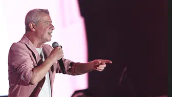 İstanbul Festivali'nde Levent Yüksel rüzgarı: Yenikapı binlerce kişilik koroya dönüştü