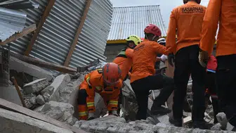 Endonezya'daki dev depremde acı bilanço artıyor: Can kaybı 71'e yükseldi