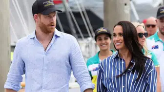 ABD'de yaşayan Prens Harry ve eşi Meghan Markle İngiltere'ye dönüyor